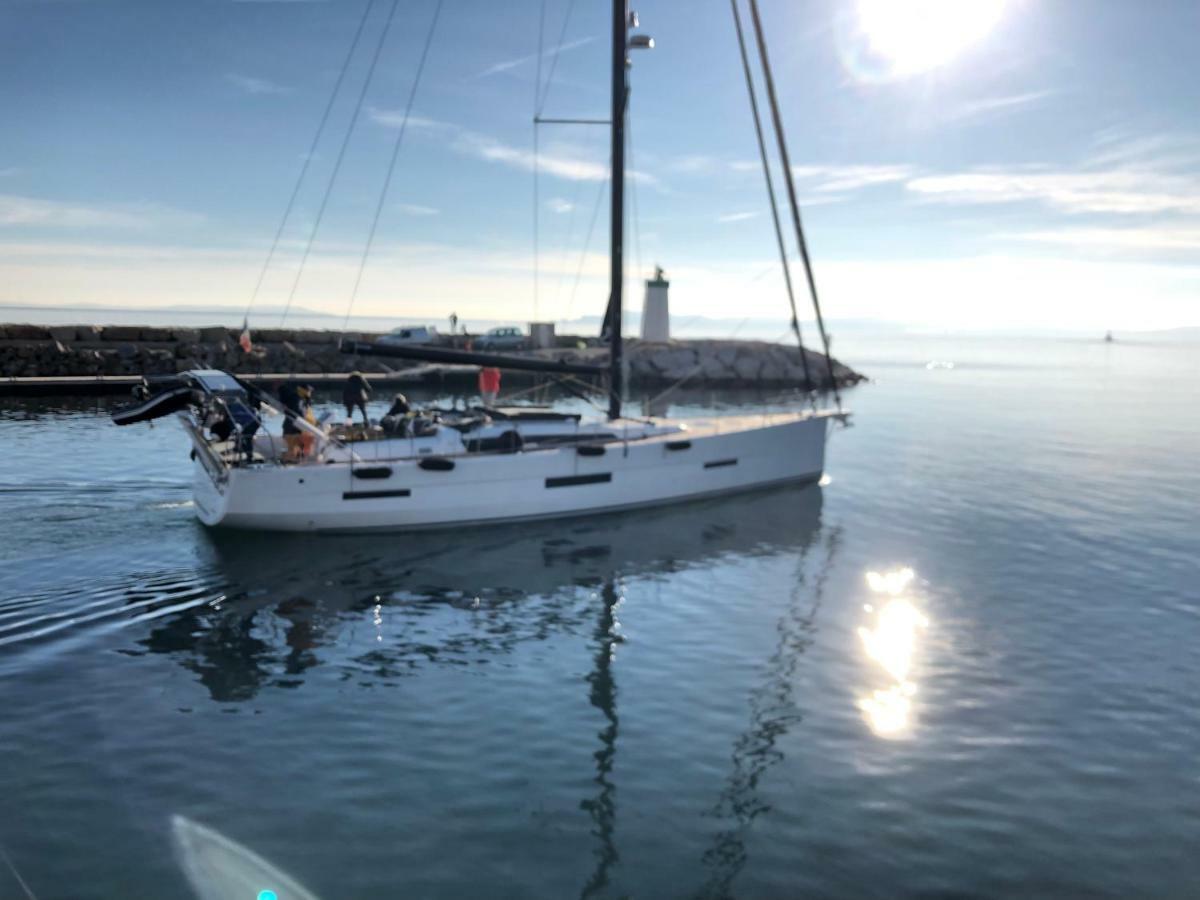 Port Les Palmiers * Hyeres